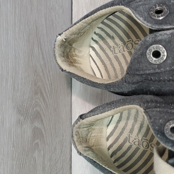 Taos Womens Star Canvas Sneakers shoes sz 8 - Picture 6 of 12